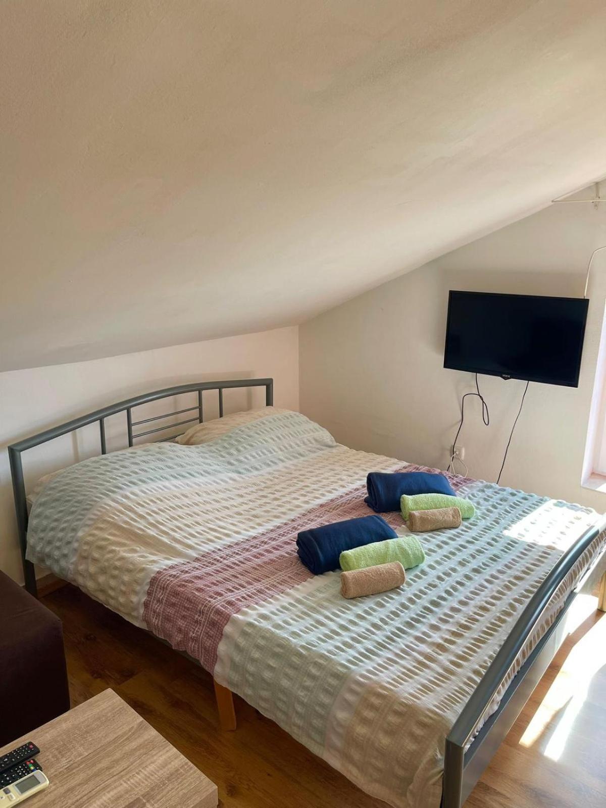 Dejan Apartment4-Top Centar Pula Buitenkant foto